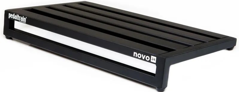 Effects pedalboard